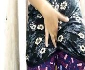 Every one wants this type of Indian step sister from young bhabhi old type sex style