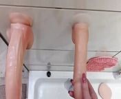 Milf big lips dildo in shower big tits from l bathroom