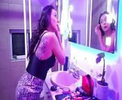 The most sexy latina playing dirty in the bathroom from the most sexy in the world bigo live