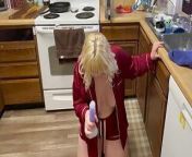 Kitchen blowjob, bend that fat ass over the counter and fuck her juicy pussy, Hurry before you are caught! V178 from kitchen blowjob
