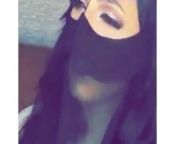 Femme arabe en Hijab avec des yeux sexy 1 from jeunes nudedsm hijab