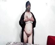 Arabic Big Tits Women Fucking Pussy with a Dildo from silk satin indian