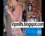 MILF WIFEHOUSE LIKE TO SPEND DAY ALMOST NAKED from mari vip nude sex scandal