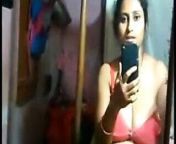 Indian Bhabhi Showing Her Boobs and pussy from bhabi showing boob and pussy mp4