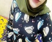 shemale hijab indonesia handjob from indonesia sissy yelow 3some