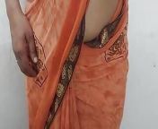 Sexy bhabhi na apni ki heat ampi hand se sex kar apna pani nikala beauti full video so nice video from hindi sex story apni