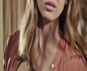 Jessica Alba hot cop cleavage from jeacica alba boob