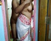Aditi Aunty washing clothes without a Blouse when neighbor boy came & fucked her - Huge Boobs Indian 35 year old Desi 4k from aditi bhatia nud nangi