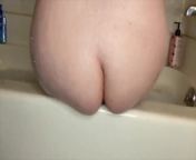 BBW Has Fun With Her Dildo In The Shower from 乐动在线官网 ld54 cc kin