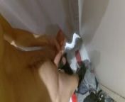 DRESSING ROOM FLASH PART2. La signora mi sega il cazzo e sborro. from indian dress changing videos in hidden cams