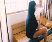 Crazy BBW Arab Hijabed Amateur Girl Loves To Smoke Showing Tight Ass from hijabi মেয়ে কল