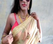 Desi bhabhi wearing a saree and fucking in devar from tamil beauty wearing saree