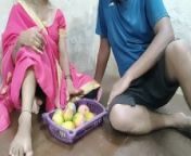 Indian poor girl selling a mango and hard fucking&nbsp; from desi bra remove on cam