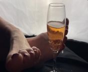 ASMR: SEXY FEET, CHAMPAGNE & LICKING from champane