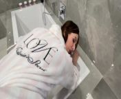 Jenifer Jane prepares in the bathroom and succumbs to the cock☺️ from actres borsa