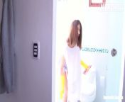 OPERACION LIMPIEZA - Oiled Ass Maid Joanna Diaz Gets To Jump On Landlord&apos;s Cock - MAMACITAZ from lol mag 30