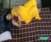 Indian Bhabhi In Yellow Sari Having Sex With Her Husband from xossip aunty moti gand sari