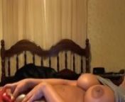 Big tit army wife masturbating with a toy on webcam from 网红主播黄色直播nf679 com vdi